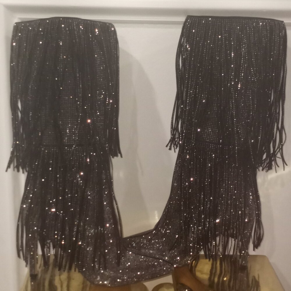 BRAND NEW INC BLACK/GUNMETAL GLITTERY KNEE BOOTS SIZE7